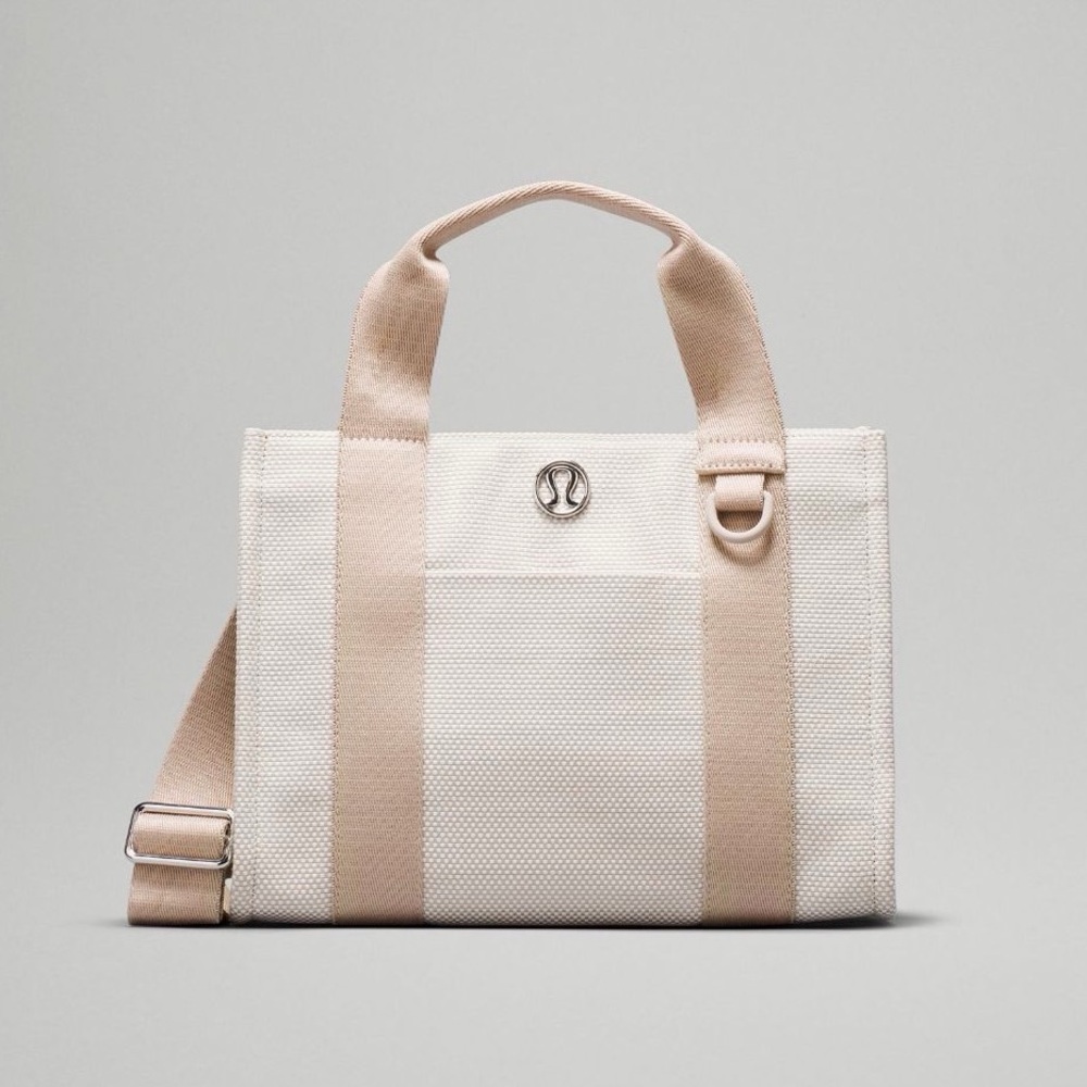Lululemon Two-Tone Canvas Mini Tote Bag 4.5L Mojave Tan/Light Ivory